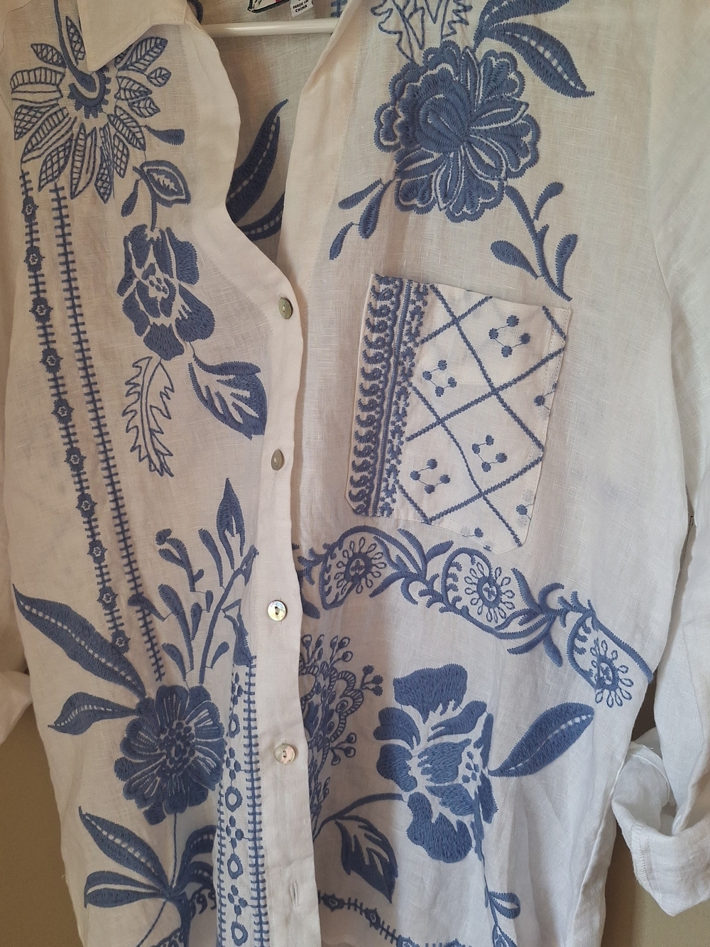 Johnny Was Lyra White Linen Shirt with Blue Floral Embroidery S - Picture 10 of 16